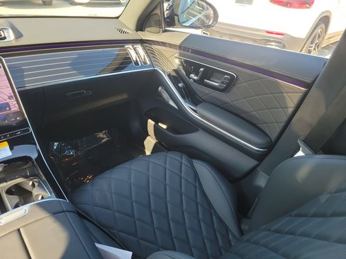 Certified 2025 Mercedes-Benz S 580 4MATIC Sedan image 14