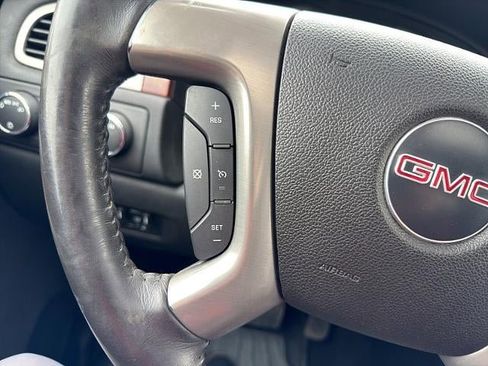 Used 2009 GMC Sierra 2500 SLT w/ Entertainment Package AWD/4WD image 36