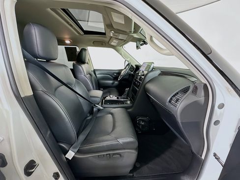 Used 2024 INFINITI QX80 Luxe w/ Cargo Package image 35