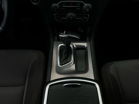 Used 2022 Dodge Charger SXT image 15