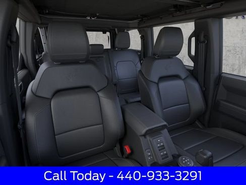 New 2026 Ford Bronco Badlands AWD/4WD image 12