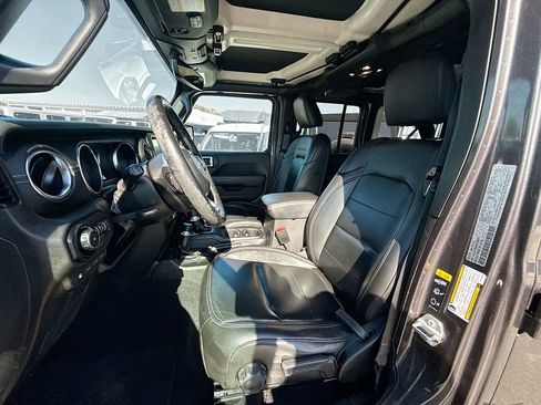 Used 2021 Jeep Wrangler Unlimited Sahara w/ Cold Weather Group image 23