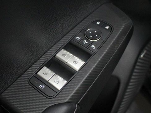 New 2026 Mitsubishi Outlander SE image 16