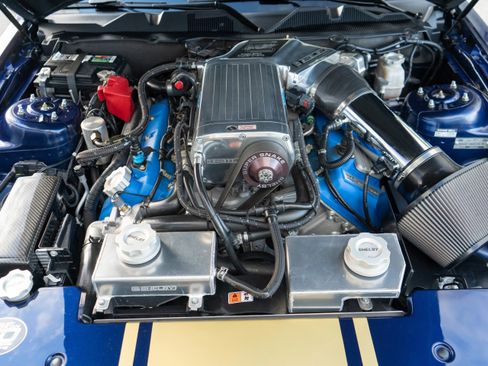 Used 2012 Ford Mustang Shelby GT500 w/ SVT Performance Pkg image 42