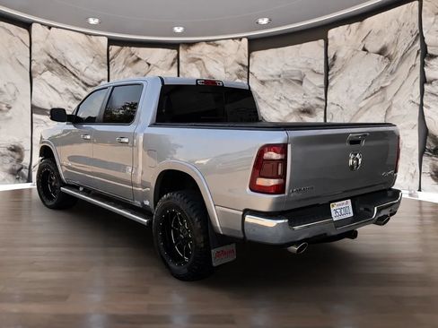 Used 2021 RAM 1500 Laramie AWD/4WD image 3