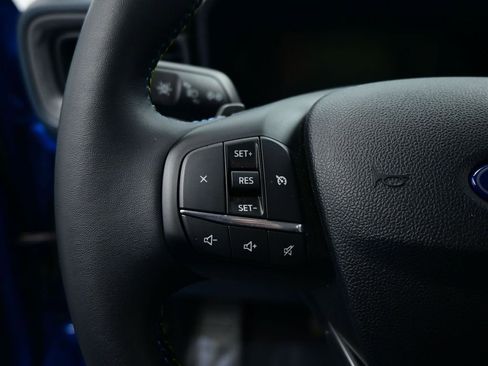 Used 2025 Ford Maverick Lobo image 12