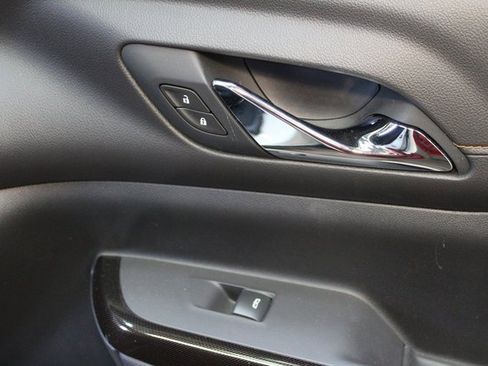 Used 2021 GMC Acadia AT4 w/ Trailering Package image 9