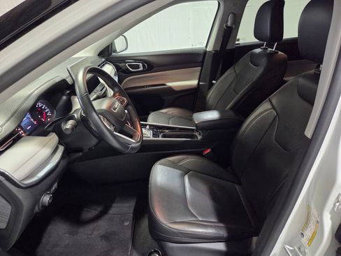 Certified 2022 Jeep Compass Limited image 5