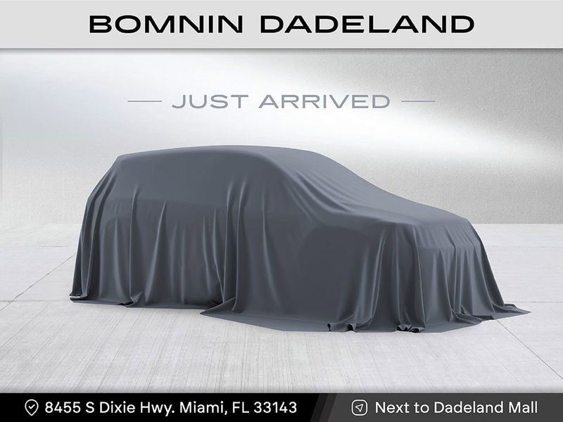 Used 2020 Chevrolet Equinox LS w/ LS Convenience Package image 1