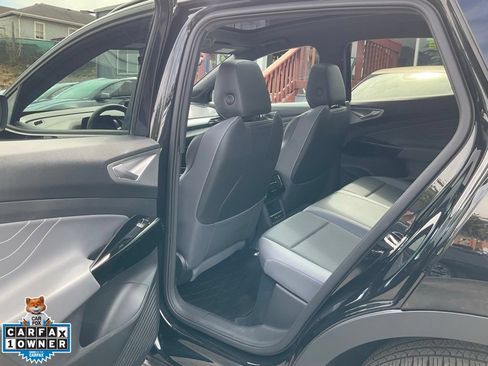 Used 2023 Volkswagen ID.4 Pro S AWD/4WD image 26