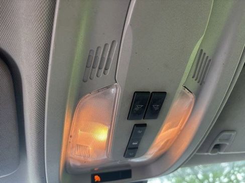 Used 2017 Chevrolet Equinox LS FWD image 24