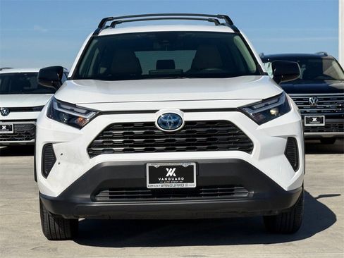 Used 2023 Toyota RAV4 LE image 7