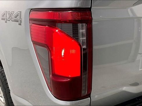 Used 2024 Ford F150 XLT w/ Tow/Haul Package image 40