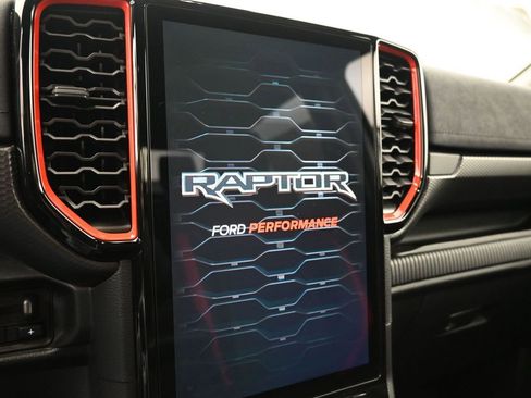 New 2025 Ford Ranger Raptor image 40