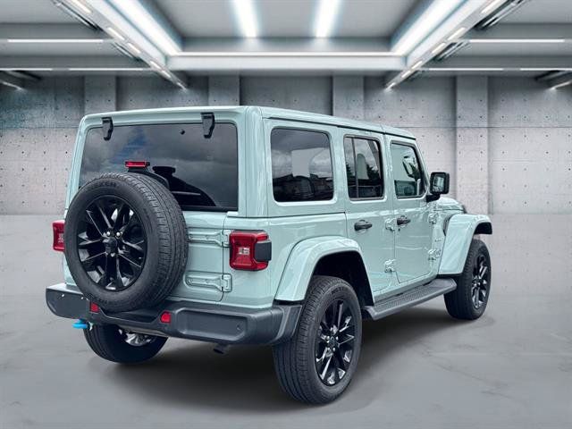 Used 2024 Jeep Wrangler Unlimited Sahara w/ Safety Group AWD/4WD image 4