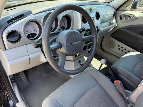 Used 2008 Chrysler PT Cruiser image 12
