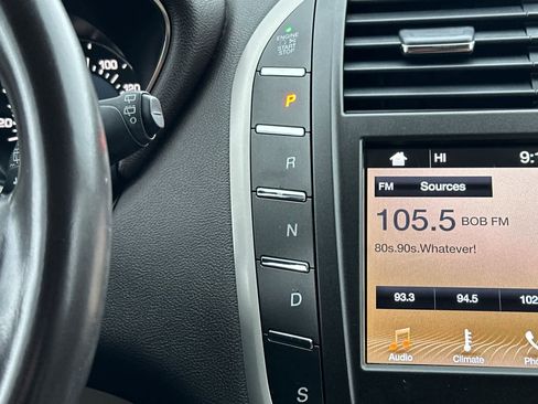 Used 2018 Lincoln MKC Select w/ Select Plus Package image 22