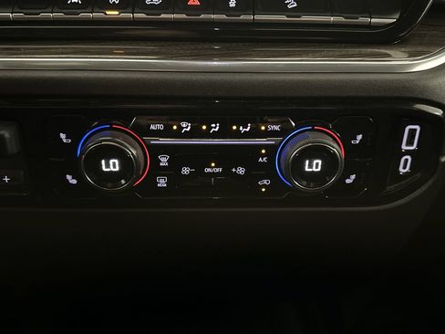 Used 2025 Chevrolet Silverado 1500 RST AWD/4WD image 44
