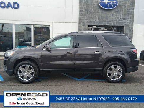 Used 2017 GMC Acadia Limited SLT image 5