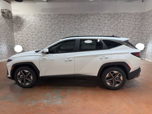 New 2026 Hyundai Tucson SEL w/ Tow & Go Package FWD image 4