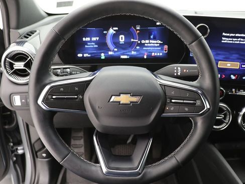 Used 2024 Chevrolet Blazer EV LT image 17