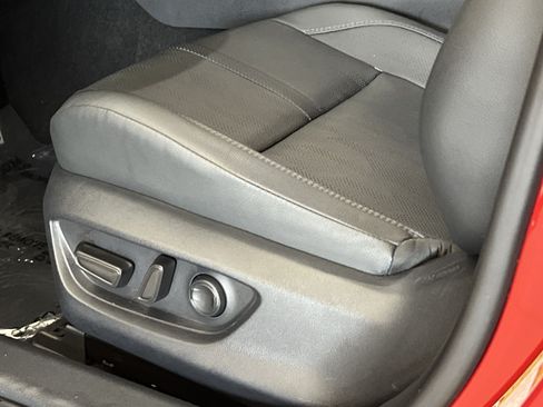 Used 2025 Toyota Camry XSE AWD/4WD image 13
