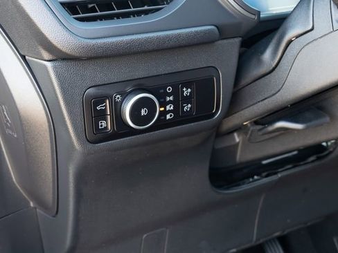 Used 2023 Ford Escape SE image 16