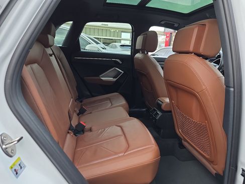 Used 2022 Audi Q3 2.0T Premium w/ Convenience Package image 24