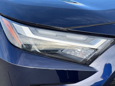 Used 2025 Toyota RAV4 XLE w/ Convenience Package image 9