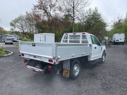 Used 2019 Ford F250 XL RWD image 5