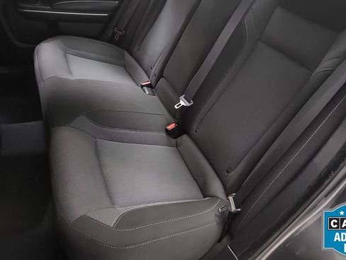 Used 2022 Dodge Charger SXT RWD image 13