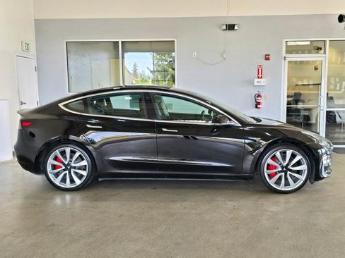 Used 2018 Tesla Model 3 Performance AWD/4WD image 4