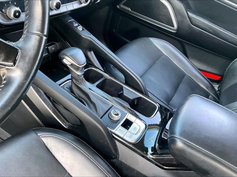 Used 2020 Kia Telluride S FWD image 16