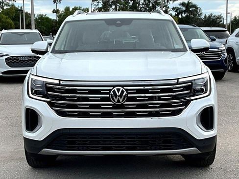 New 2026 Volkswagen Atlas SEL image 10