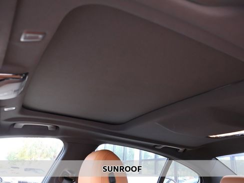 Used 2023 BMW 530e w/ Premium Package image 4