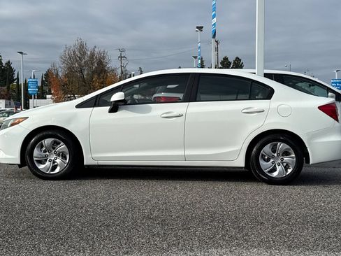 Used 2012 Honda Civic LX image 2