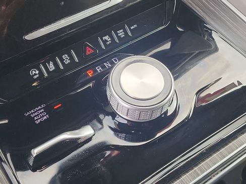 Used 2024 Jeep Wagoneer Series II image 14