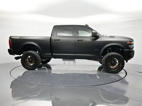 New 2026 RAM 2500 Big Horn AWD/4WD image 4