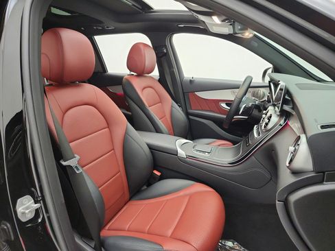 Used 2021 Mercedes-Benz GLC 300 image 20