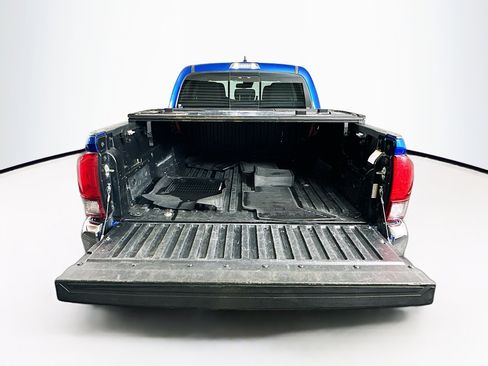 Used 2018 Toyota Tacoma SR5 image 27