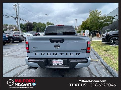 Used 2026 Nissan Frontier SV w/ Tow Package AWD/4WD image 4