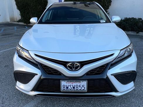 Used 2021 Toyota Camry XSE image 2