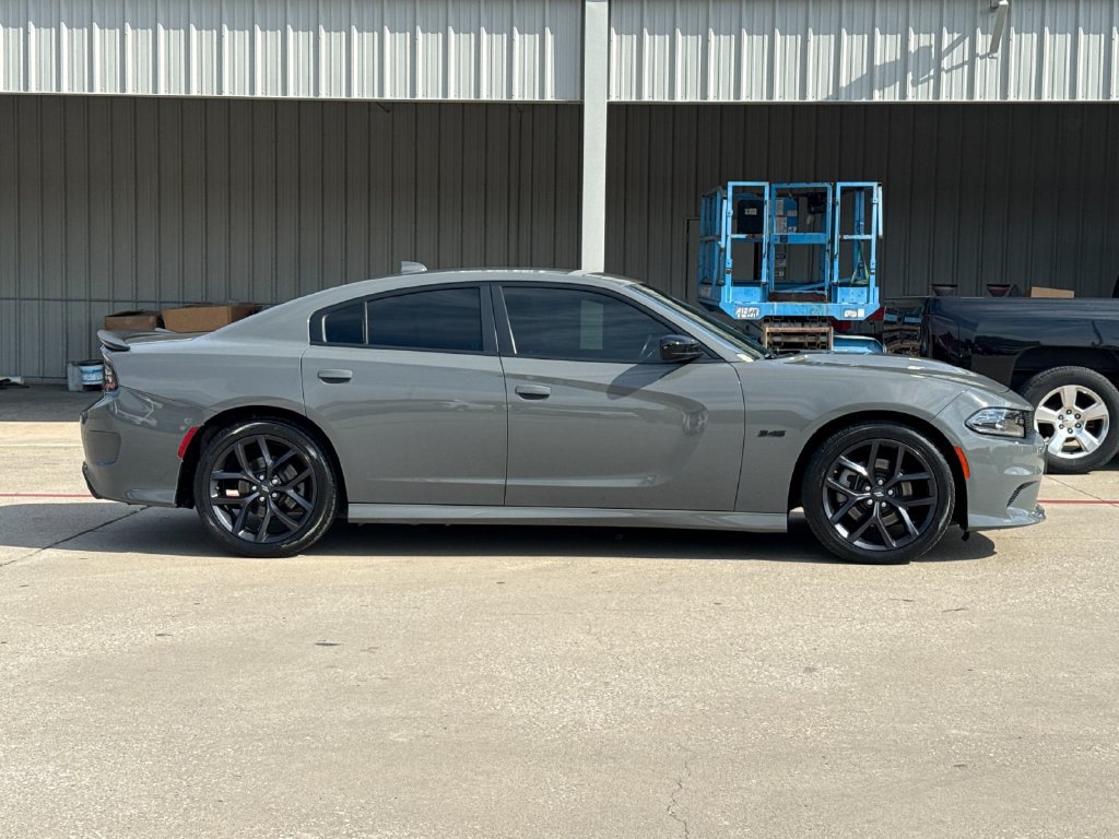 Used 2023 Dodge Charger R/T w/ Blacktop Package RWD image 7