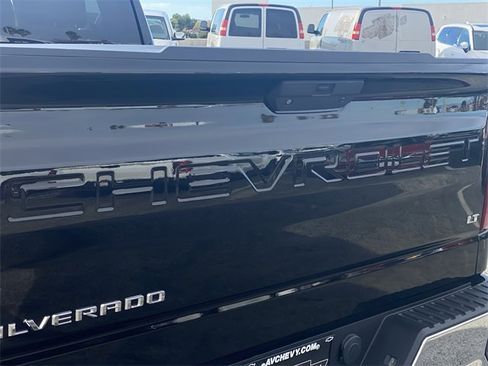 Used 2019 Chevrolet Silverado 1500 LT w/ All-Star Edition image 31