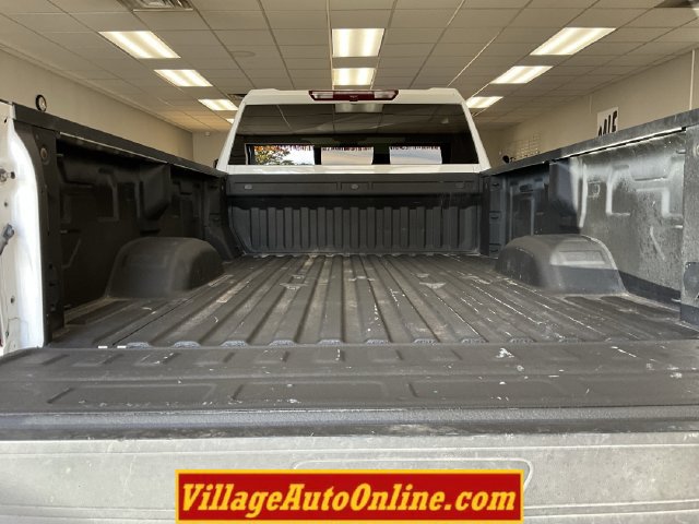 Used 2025 Chevrolet Silverado 3500 W/T AWD/4WD image 30