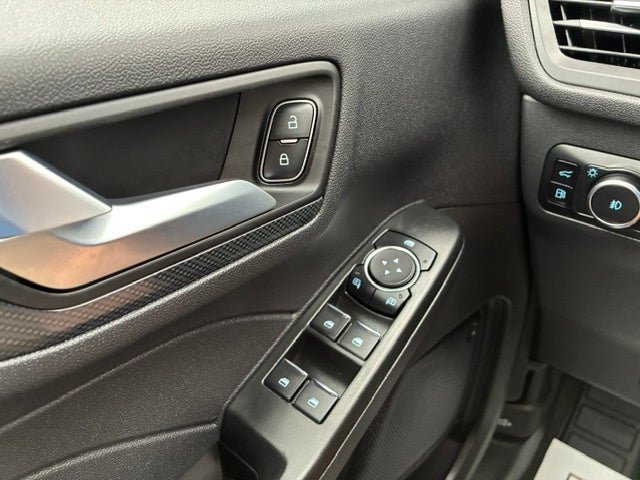 Used 2024 Ford Escape ST-Line Select w/ Tech Pack #1 AWD/4WD image 24