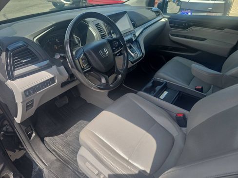 Used 2018 Honda Odyssey Elite image 9