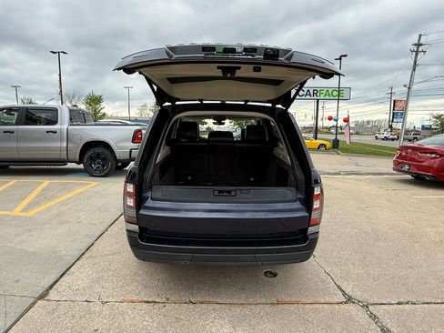 Used 2017 Land Rover Range Rover HSE AWD/4WD image 12