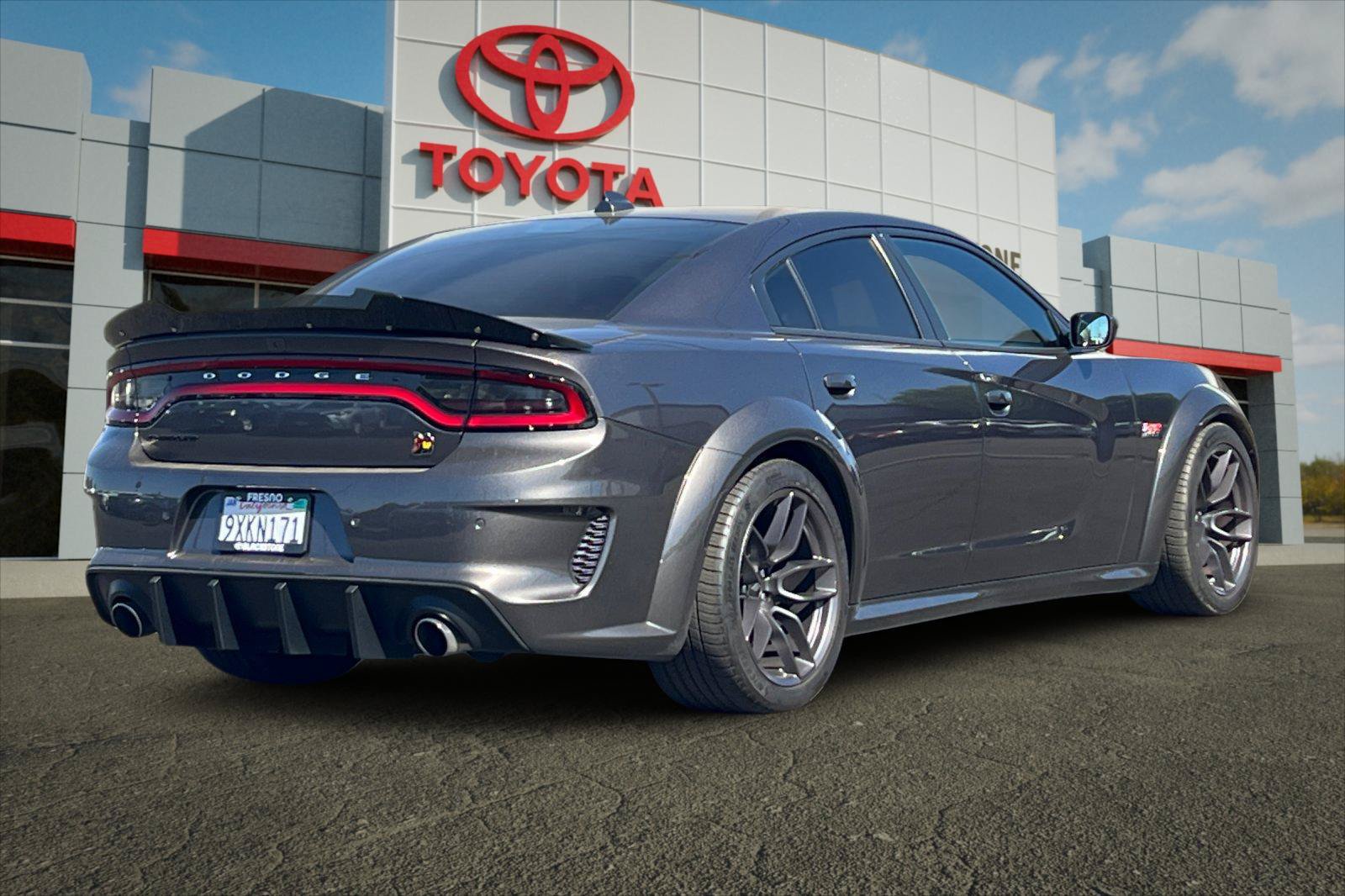 Used 2021 Dodge Charger Scat Pack RWD image 3