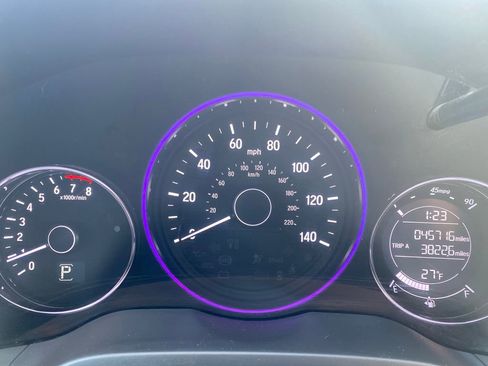 Used 2019 Honda HR-V Sport image 41